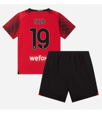 AC Milan Theo Hernandez #19 Primera Equipación Niños 2023-24 Manga Corta (+ Pantalones cortos)